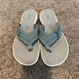 Womens Clarks Breeze Sea Flip-flop